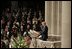 El Presidente George W. Bush pronuncia unas palabras durante la ceremonia del Día Nacional de Oración y Conmemoración el viernes, 16 de septiembre de 2005 en la Washington National Cathedral en Washington, D.C.