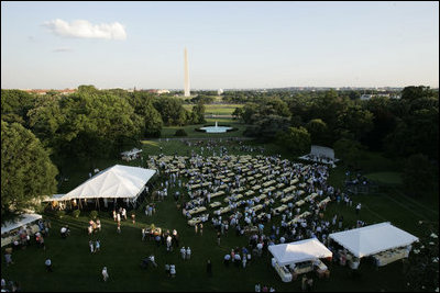 Crowds gather for the annual Congressional Picnic on the South Lawn of the White House June 15, 2006.