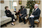 Mrs. Laura Bush meets with Ibrahim Gambari, the United Nation's Special Advisor on Burma, Monday, Dec. 17, 2007, at Mrs. Bush's East Wing office at the White House, joined by James Jeffrey, right, Assistant to the President and Deputy National Security Advisor.