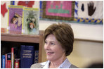 Mrs. Laura Bush talks with students at Washington Middle School for Girls Tuesday, May 29, 2007, in Washington, D.C.