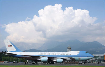 With President George W. Bush and Mrs. Laura Bush aboard, Air Force One prepares for departure from Ljubljana International Airport, Ljubljana, Slovenia, en route to Berlin, Germany on Tuesday, June 10, 2008.