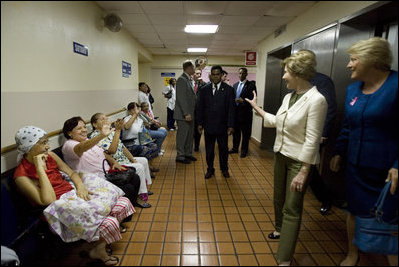 Mrs. Laura Bush waves goodbye as she departs the National Oncology Institute in Panama City Friday, Nov. 21, 2008. Earlier, Mrs. Bush announced the U.S.-Panama Partnership for Breast Cancer Awareness and Research. Breast cancer is the second-leading cause of cancer-related death among women in Panama, with 40 out of 100,000 women diagnosed each year.