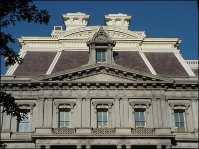 The 17th Street side of the building's northwest corner pavilion.