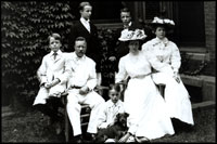 When Theodore and Edith Roosevelt moved into the White House in 1901, they brought six children with them (Alice, the oldest is not pictured). The crowded living and office space in the White House led President Roosevelt to construct a new office building in 1902. Today that building is called the West Wing.