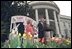 President Clinton and First Lady Hillary Clinton deliver remarks at the at the 2000 Easter Egg Roll. 