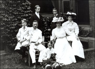 When Theodore and Edith Roosevelt moved into the White House in 1901, they brought six children with them. The crowded living and office space in the White House led President Roosevelt to construct a new office building in 1902. Today that building is called the West Wing.