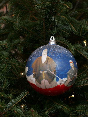 California Congressman Mike Honda selected artist Isako Wasano to decorate the 15th District's ornament for the 2008 White House Christmas Tree.