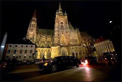 President George W. Bush's limousine waits outside Prague Castle in Prague, Czech Republic, Nov. 20, 2002. President Bush traveled to Prague to attend the NATO Summit and honor Czech President Vaclav Havel. White House photo by Paul Morse