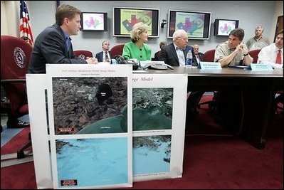 Vice President Dick Cheney participates in a briefing with, federal, state and local officials at the Texas State Operations Center in Austin, Texas before visiting the Austin Convention Center Saturday, September 10, 2005. Texas Senator Kay Bailey Hutchinson and Texas Governor Rick Perry are also pictured.