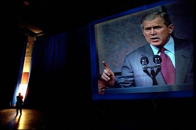 President Bush addresses the American College of Cardiology Annual Convention at the Orange County Convention Center in Orange County, Calif., March 21, 2001. President Bush believes that innovations in electronic medical records and the secure exchange of medical information will help transform health care in America - improving health care quality, reducing health care costs, preventing medical errors, improving administrative efficiencies, reducing paperwork, and increasing access to affordable health care. 