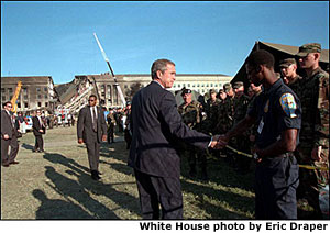 White House photo by Eric Draper.