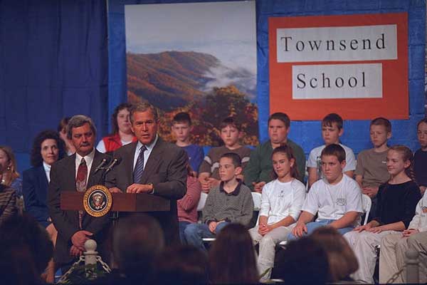 President Bush speaks at Townsend Elementary School in Tennessee