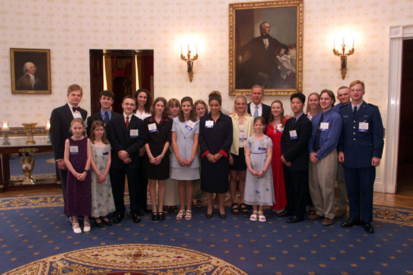 President George W. Bush meets winners of the President's Youth Environmental Awards in the White House Tuesday, April 24, 2001. WHITE HOUSE PHOTO BY PAUL MORSE