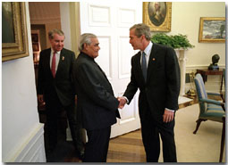 President George W. Bush welcomes Prime Minister Vajpayee of India to the Oval Office Friday, November 9. White House photo by Eric Draper.