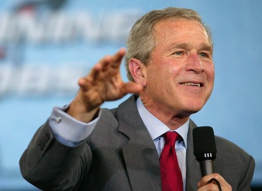 President George W. Bush speaks during a conversation on job training and the economy at South Arkansas Community College in El Dorado, Ark., Tuesday, April 6, 2004. White House photo by Eric Draper