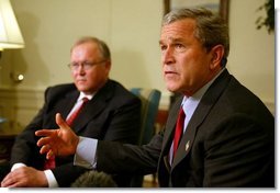 President George W. Bush answers reporter's questions after meeting with Swedish Prime Minister Goran Persson in the Oval Office Wednesday, April 28, 2004.  White House photo by Paul Morse