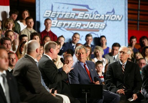 President George W. Bush participates in a conversation on High School Initiatives at Parkersburg South High School in Parkersburg, W. Va., Thursday, May 13, 2004. White House photo by Paul Morse