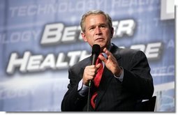 President George W. Bush participates in a conversation on health care information technology at Vanderbilt University in Nashville, Tenn., May 27, 2004.  White House photo by Paul Morse