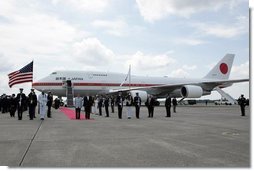 Deputy U.S. Chief of Protocol Jeff Eubank and Japanese Prime Minister Junichiro Koizumi participate in an arrival ceremony at Hunter Army Airfield in Savannah, Ga., June 8, 2004.  White House photo by Paul Morse