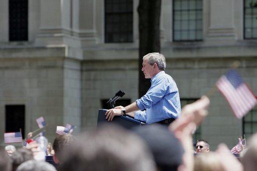 President George W. Bush delivers remarks at the Fourth of July Celebration in Charleston, West Virginia on Independence Day, 2004. White House photo by Tina Hager