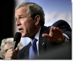 President George W. Bush leads a discussion on Strengthening Social Security in Albuquerque, N.M., Tuesday, March 23, 2005.  White House photo by Eric Draper