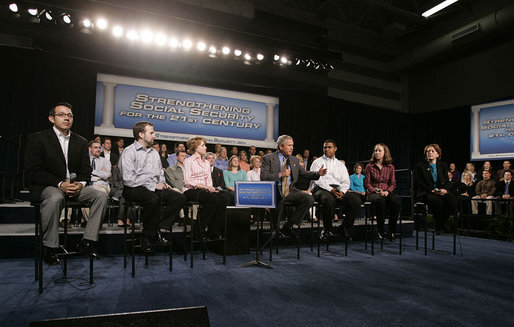 President George W. Bush discusses Social Security at the James Lee Community Center, Falls Church, Va., Friday, April 29, 2005. White House photo by Paul Morse