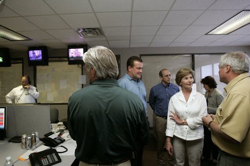 Laura Bush meets with first responders to Hurricane Katrina at the Acadian Ambulance Center in Lafayette, La., Friday, Sept. 2, 2005. White House photo by Krisanne Johnson