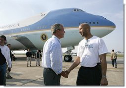 President George W. Bush says goodbye to New Orleans Mayor Ray Nagin Friday, Sept. 2, 2005, before boarding Air Force One for the return trip to Washington D.C., after spending the day touring the Gulf Coast and those areas left devastated by Hurricane Katrina. White House photo by Eric Draper