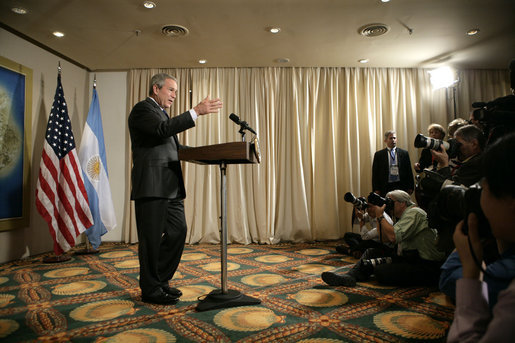 President George W. Bush meets with the traveling press pool Friday, Nov. 4, 2005, at the Sheraton Mar del Plata in Mar del Plata, Argentina. The President thanked the media for coming and said he was pleased to be in Argentina. White House photo by Eric Draper