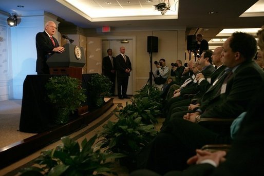 Vice President Dick Cheney delivers his remarks on the war on terror, arguing against a withdrawl from Iraq, during a speech, Monday Nov. 21, 2005, to the American Enterprise Institute. White House photo by David Bohrer