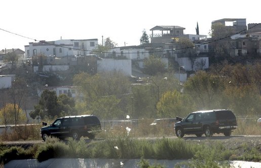 President George W. Bush's motorcade tours the El Paso Sector of the US-Mexico border region Tuesday, Nov. 29, 2005. White House photo by Eric Draper