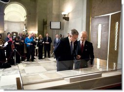 President George W. Bush views the Emancipation Proclamation with Allen Weinstein, Archivist of the United States, at the National Archives in Washington, D.C., Monday, January 16, 2006. White House photo by Eric Draper