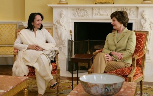 Laura Bush meets with Begum Rukhsana Aziz, the wife of Prime Minister Shaukat Aziz of Pakistan, Tuesday, Jan. 24, 2006 at the White House. White House photo by Shealah Craighead