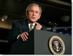 President George W. Bush delivers remarks on American competitiveness at the 3M Corporation in Maplewood, Minn., Thursday, Feb. 2, 2006.  White House photo by Eric Draper