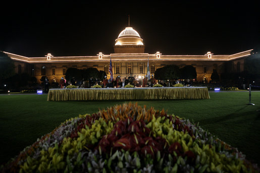 President and Mrs. Bush are guests of honor at the State Dinner Thursday, March 2, 2006, at Rashtrapati Bhavan in New Delhi. White House photo by Eric Draper