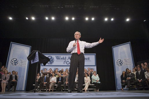 President George W. Bush discusses the War on Terror at Central Piedmont Community College in Charlotte, N.C., Thursday April 6, 2006. White House photo by Paul Morse