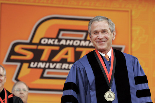 President George W. Bush delivers the commencement address to the class of 2006 of Oklahoma State University in Stillwater, OK on Saturday May 6, 2006. White House photo by Paul Morse