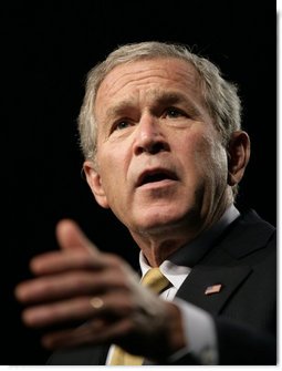 President George W. Bush delivers his remarks on the global war on terror during a visit Thursday, Sept. 7, 2006, to Atlanta.  White House photo by Eric Draper