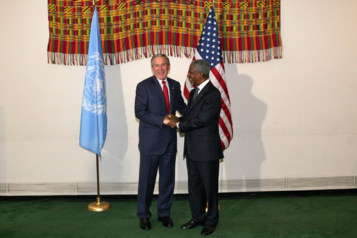 President George W. Bush meets with Kofi Annan, Secretary-General of the United Nations, Tuesday, Sept. 19, 2006, prior to addressing the General Assembly in New York City. White House photo by Shealah Craighead