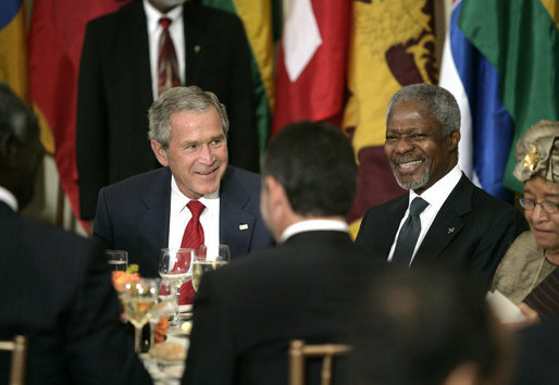 President George W. Bush is seated next to Secretary-General Kofi Annan during a luncheon of world leaders Tuesday, Sept. 19, 2006, at the United Nations, where the President later addressed the 61st General Assembly. White House photo by Eric Draper