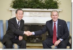 President George W. Bush and U.N. Secretary-General Ban Ki-Moon meet with the press in the Oval Office Tuesday, Jan. 16, 2007. "Thank you for your willingness to serve. Thank you for this very important discussion we just had," said President Bush. "I appreciate so very much how you opened up the discussion with a strong commitment to democracy and freedom. And the United States is willing -- wants to work with the United Nations to achieve a peace through the spread of freedom." White House photo by Eric Draper