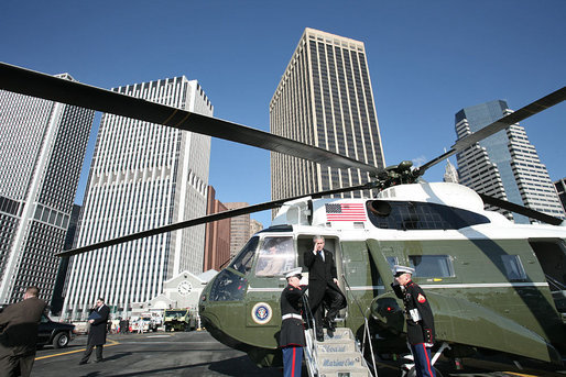 President George W. Bush arrives on Wall Street in New York City via Marine One Wednesday, Jan. 31, 2007. White House photo by Paul Morse