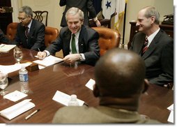 President George W. Bush meets with members of the nation’s health insurance industry Tuesday, Feb. 20, 2007 in the Roosevelt Room at the White House, to discuss the effect of the President’s health care proposals on the individual health insurance market. White House photo by Eric Draper