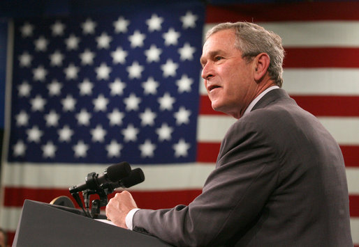 President George W. Bush delivers his remarks to military personnel and their families during a luncheon Wednesday, April 4, 2007, at Fort Irwin, Calif. White House photo by Eric Draper