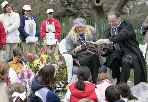 Children book authors Mary Pope Osborne and her husband Will Osborne read aloud to an ethusiastic crowd of young readers from her book, "American Tall Tales," Monday, April 9, 2007, during the 2007 White House Easter Egg Roll on the South Lawn. White House photo by Shealah Craighead