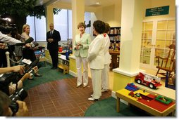 Mrs. Laura Bush speaks to the media during her visit Friday, May 25, 2007, to the Childhelp Children's Advocacy Center in Phoenix. Mrs. Bush commended the work of organizations that serve abused or neglected children, and highlighted the role that caring adults can play in preventing and reporting child abuse. White House photo by Shealah Craighead