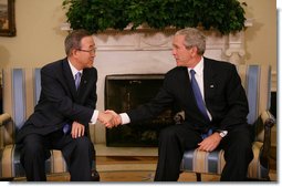 President George W. Bush welcomes United Nations Secretary General Ban Ki-moon to the Oval Office Tuesday, July 17, 2007, where they discussed the issues of Darfur, plans for an upcoming Middle East conference, also United Nation plans in Afghanistan and Iraq. White House photo by Eric Draper