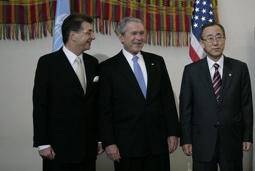 President George W. Bush participates in an official greeting with Secretary General Ban Ki-moon, right, and Dr. Srgjan Kerim, President of the General Assembly, after arriving Tuesday, Sept. 25, 2007, at the United Nations Headquarters in New York City. White House photo by Eric Draper