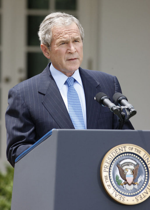 President George W. Bush, speaking to reporters Monday, July 14, 2008 in the Rose Garden at the White House, announces he has issued a memorandum to lift the executive prohibition on oil exploration in the Outer Continental Shelf. White House photo by Eric Draper