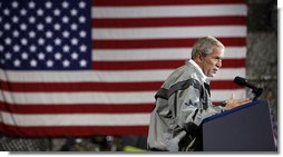 President George W. Bush delivers his remarks to U.S. Army military personnel stationed at the U.S. Army Garrison-Yongsan Wednesday, August 6, 2008, in Seoul, South Korea. White House photo by Eric Draper